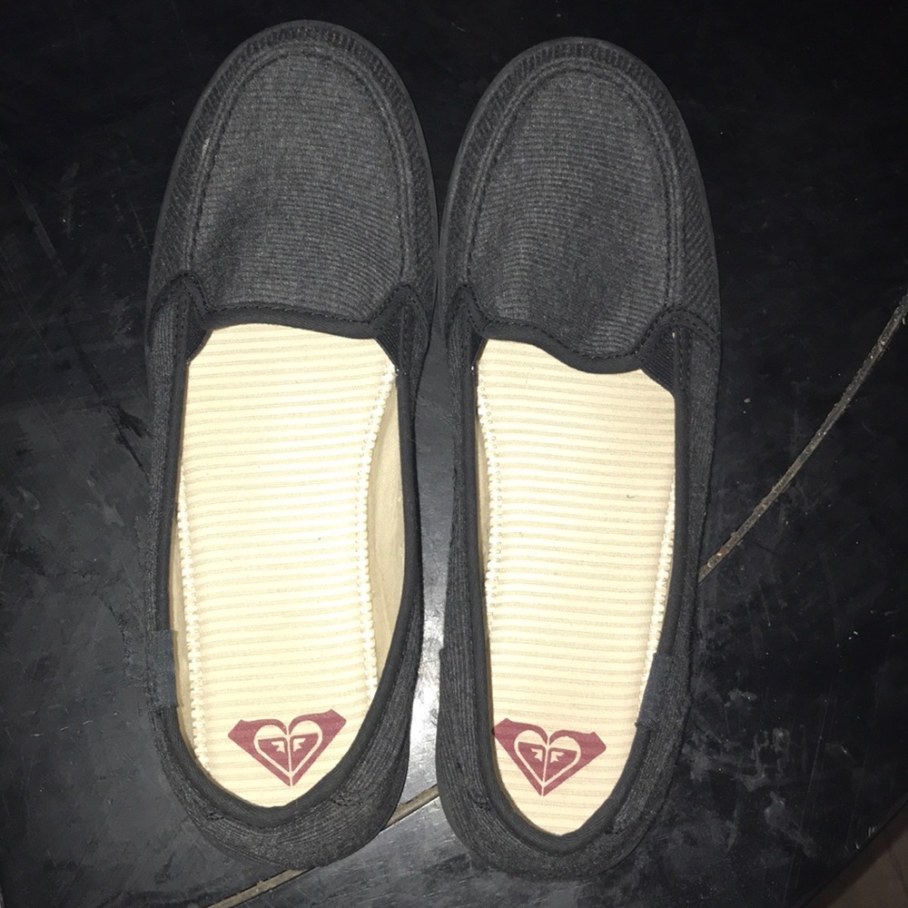 Roxy slip ons